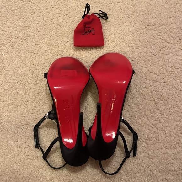 T Cab 100 crepe satin/strass - Picture 9 of 9